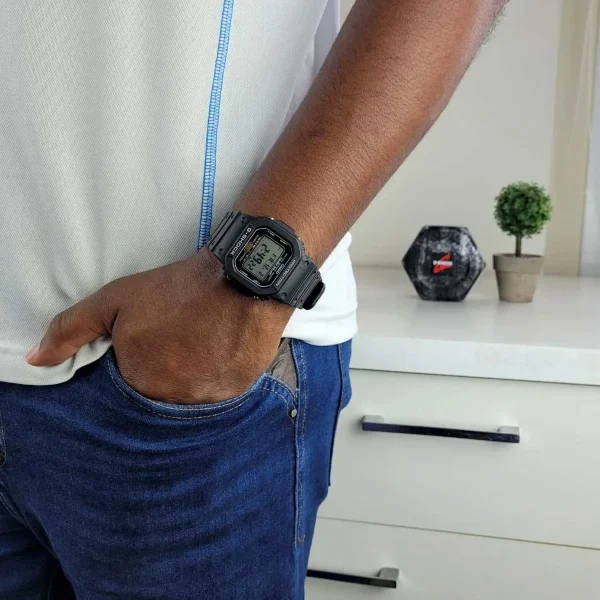 Наручные часы Casio G-SHOCK G-5600UE-1