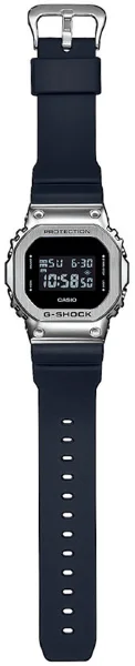 Наручные часы Casio  GM-5600U-1