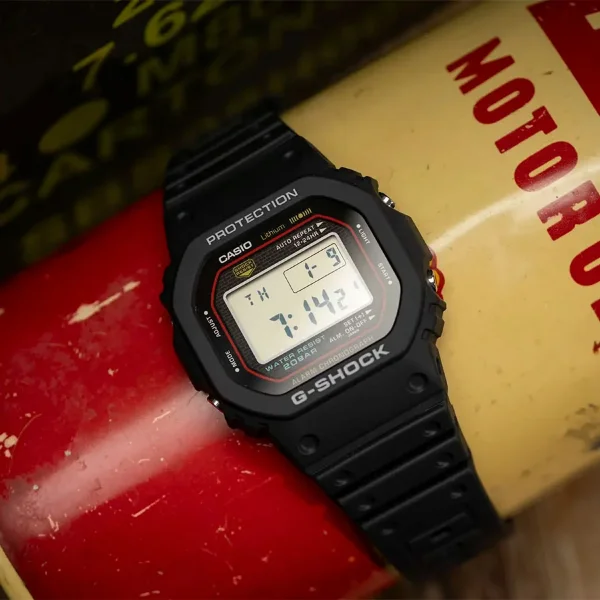 Casio DW-5000R-1A