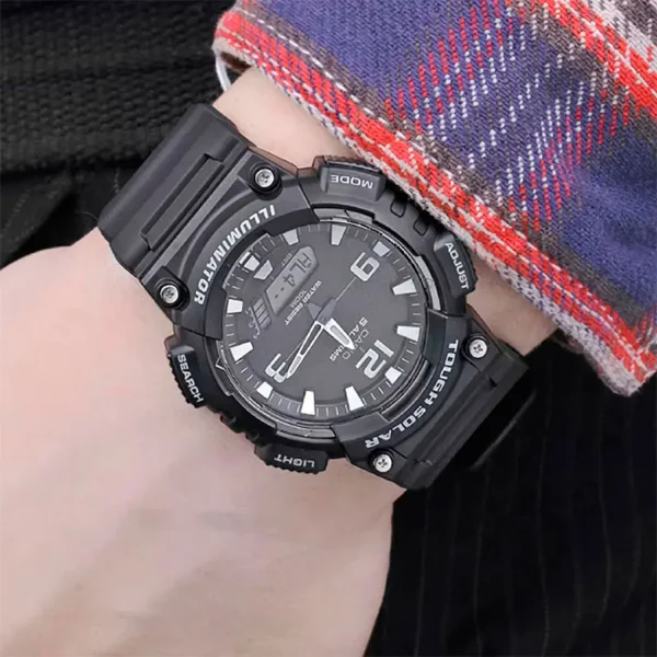 Наручные часы Casio AQ-S810W-1A