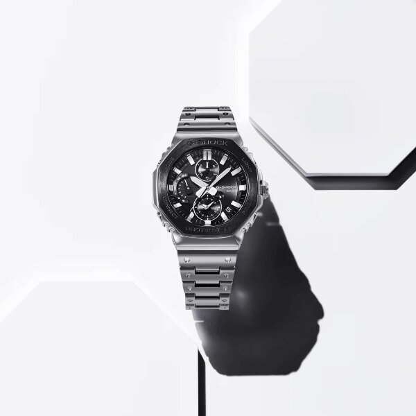 Наручные часы Casio GMC-B2100BT-1A