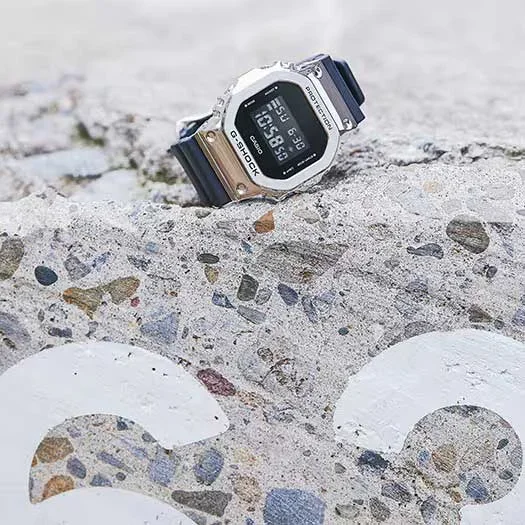 Casio GM-5600-1ER